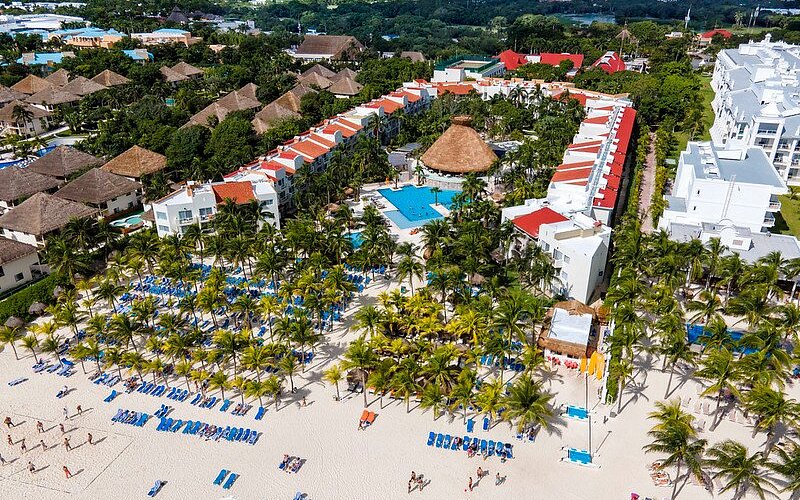viva-wyndham-azteca-all.jpg